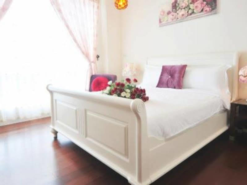 Full Sun House - Peng'S Family Apartman T'ai-tung Kültér fotó